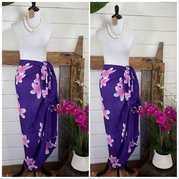 Purple/Pink/White Hibiscus SARONG - Picture 2 of 5